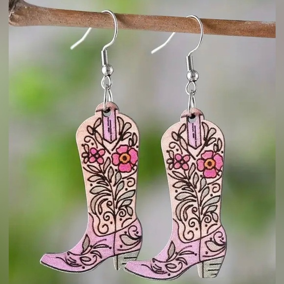 Cow Girl Boots Earrings NEW - Picture 1 of 1